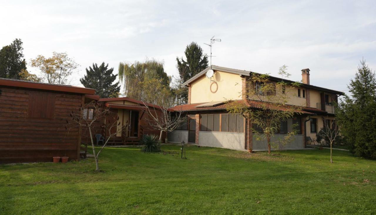 Agri Village Certosa di Pavia Eksteriør billede
